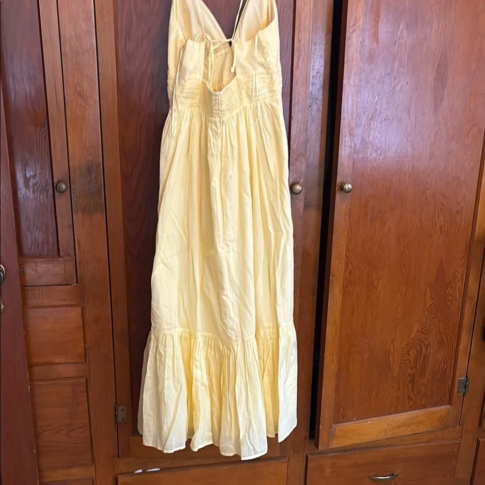 Abercrombie & Fitch Light Yellow Spaghetti-Strap Maxi Dress
